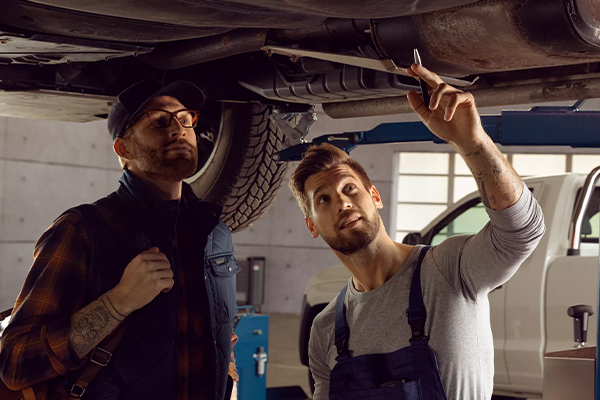 Stam lease Garage